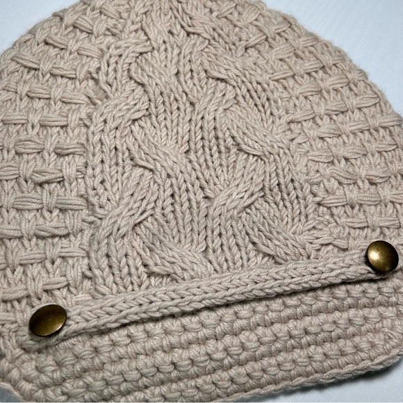 Banana Republic Merino Fine Wool Womens Tan Hat One Size - Picture 2 of 11